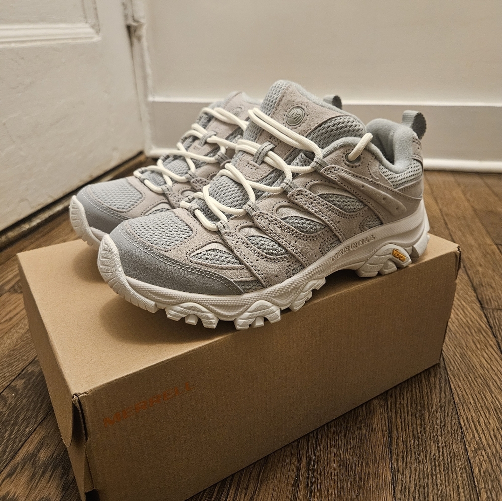 Merrell Moab 3 Hiking Shoes Womens US 8 EUR 38.5 in Gray Highrise